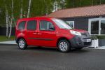 Nissan NV250 Combi 2019 года (EU)